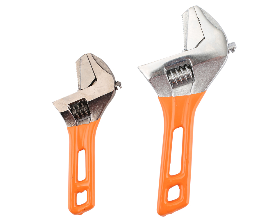 Adjustable wrench